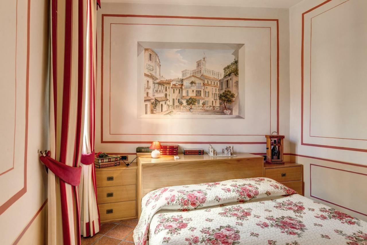 Lovely Flat By The Trevi Fountain Apartamento Roma Exterior foto