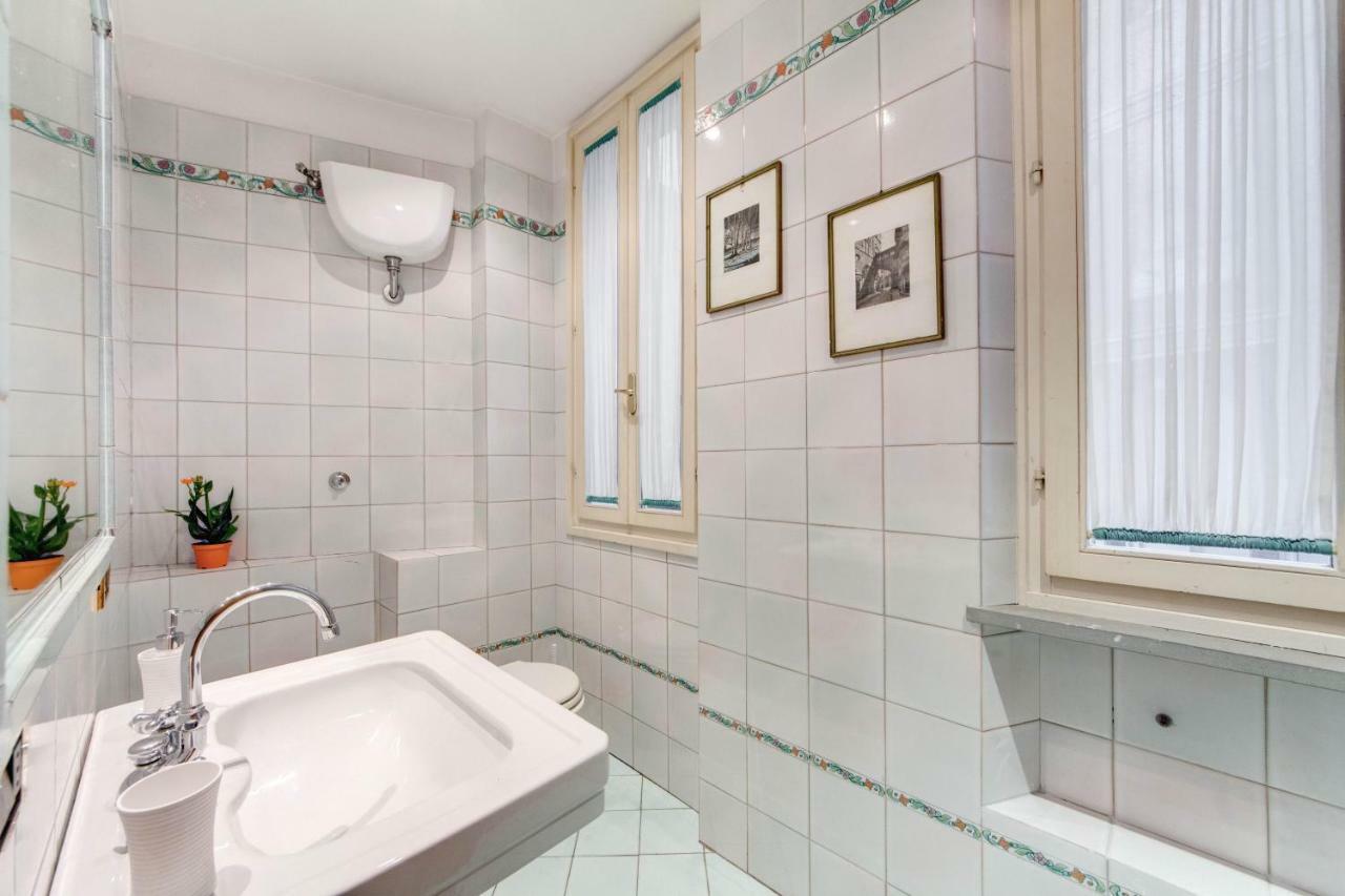 Lovely Flat By The Trevi Fountain Apartamento Roma Exterior foto