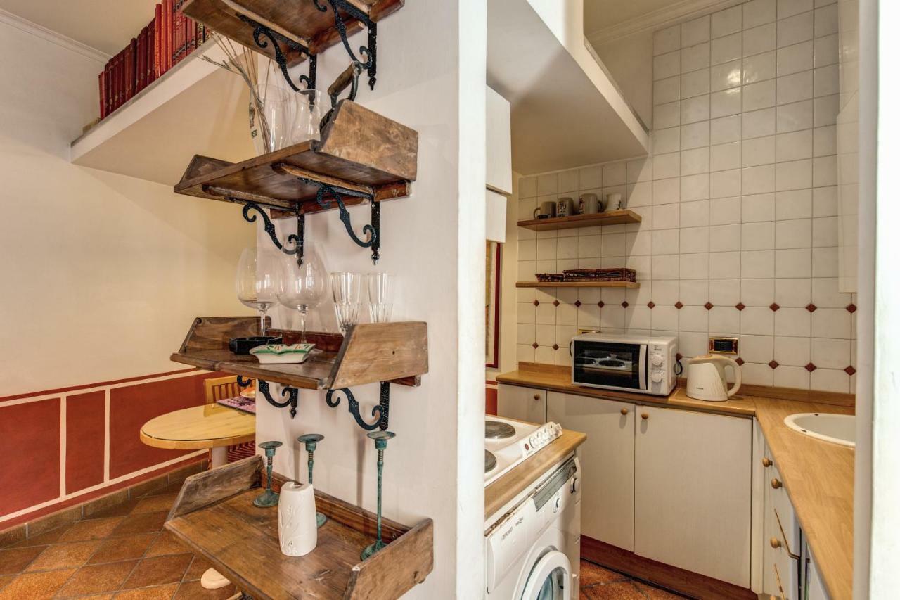 Lovely Flat By The Trevi Fountain Apartamento Roma Exterior foto