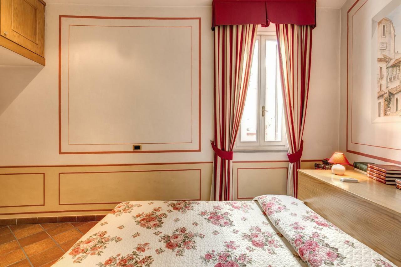 Lovely Flat By The Trevi Fountain Apartamento Roma Exterior foto